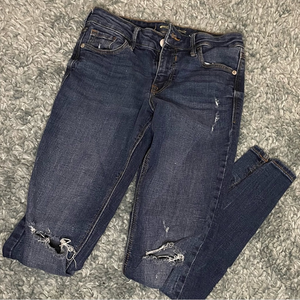 OldNavy Ripped skinny jeans